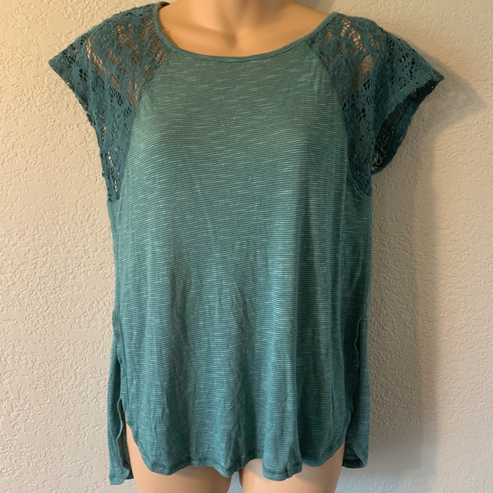 NWT, Full Tilt, Green, Size S. Crochet style cap sleeves